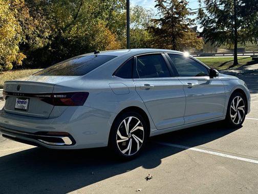 2025 Volkswagen Jetta 1.5T SEL
