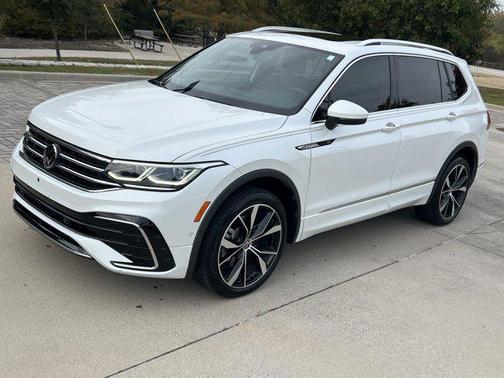 2022 Volkswagen Tiguan 2.0T SEL R-Line 4MOTION