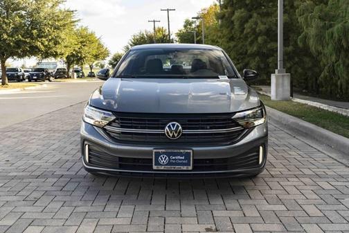 Platinum Gray Metallic 2023 Volkswagen Jetta 1.5T Sport