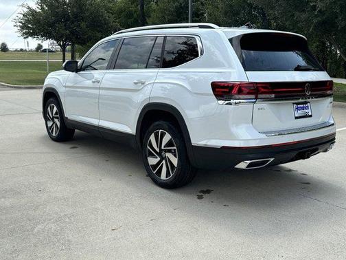 opal white pearl 2026 Volkswagen Atlas 2.0T SEL