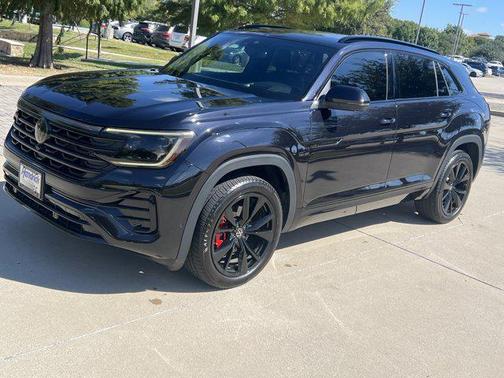 2025 Volkswagen Atlas Cross Sport 2.0T SEL Premium