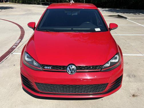 2015 Volkswagen Golf GTI 2.0T S 4-Door
