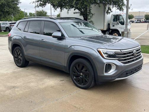 2024 Volkswagen Atlas 2.0T SE w/Technology 4MOTION