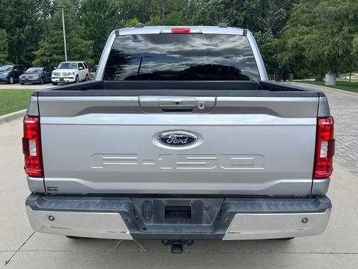 ICONIC SILVER 2021 Ford F-150 XLT