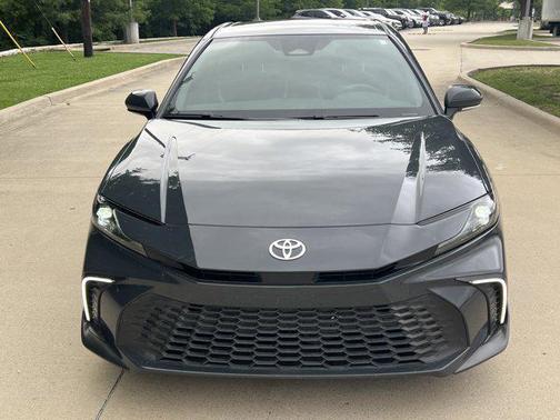 Underground 2025 Toyota Camry SE
