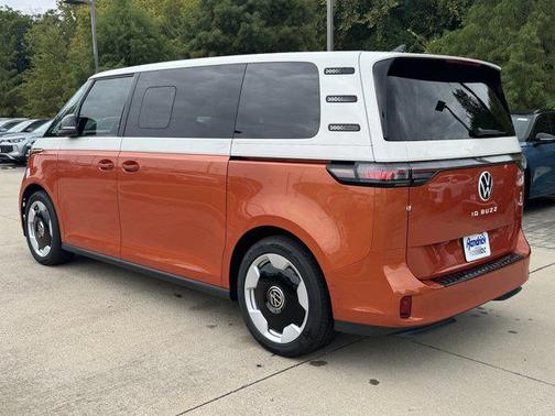 2025 Volkswagen ID. Buzz Pro S