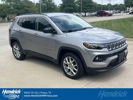 2022 Jeep Compass Latitude Lux