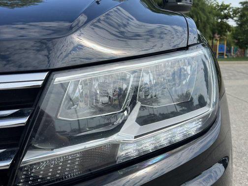 2019 Volkswagen Tiguan 2.0T SEL