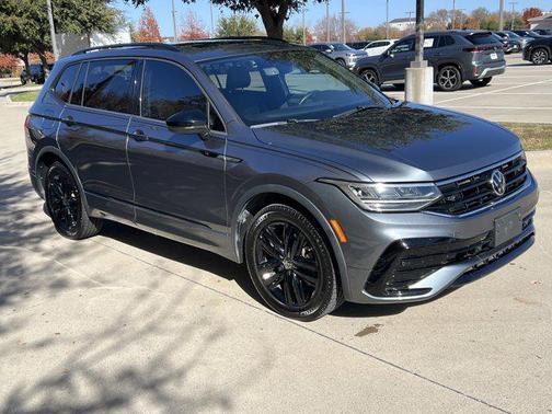 2022 Volkswagen Tiguan 2.0T SE R-Line Black
