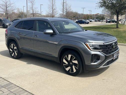 2024 Volkswagen Atlas Cross Sport 2.0T SE w/Technology 4MOTION