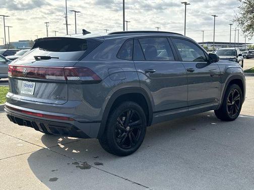 2025 Volkswagen Atlas Cross Sport 2.0T SEL