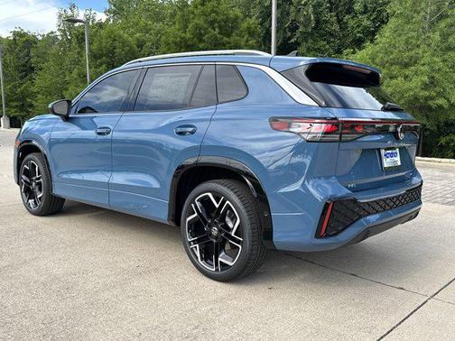 2026 Volkswagen Tiguan 2.0T SEL R-Line 4MOTION