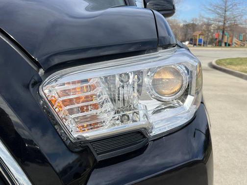 2020 Toyota Tacoma SR5