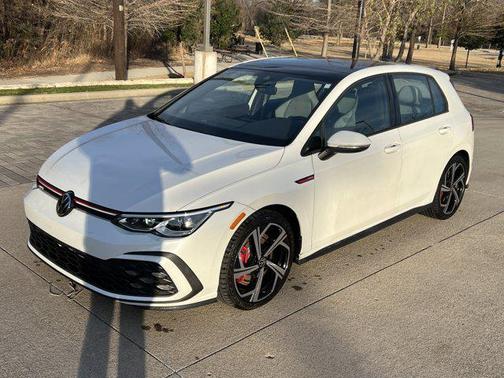 2024 Volkswagen Golf GTI 2.0T SE DSG