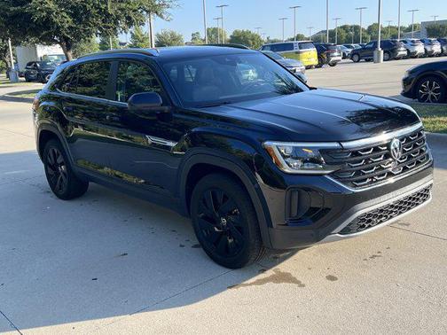 2024 Volkswagen Atlas Cross Sport 2.0T SE w/Technology 4MOTION