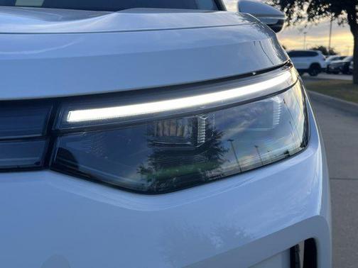 2025 Volkswagen Tiguan 2.0T S