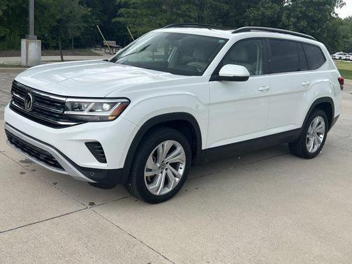 2022 Volkswagen Atlas 3.6L SE w/Technology
