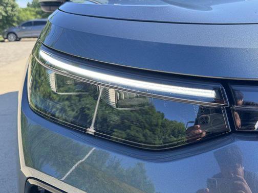 2025 Volkswagen Tiguan 2.0T SE R-Line Black 4MOTION