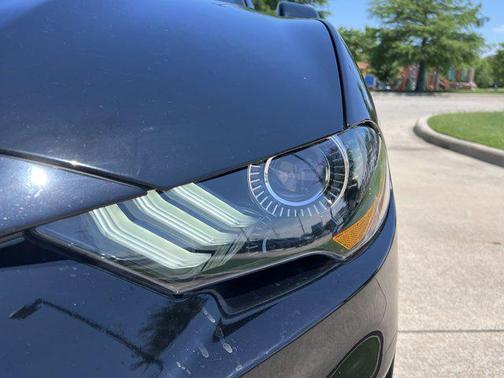 2020 Ford Mustang EcoBoost