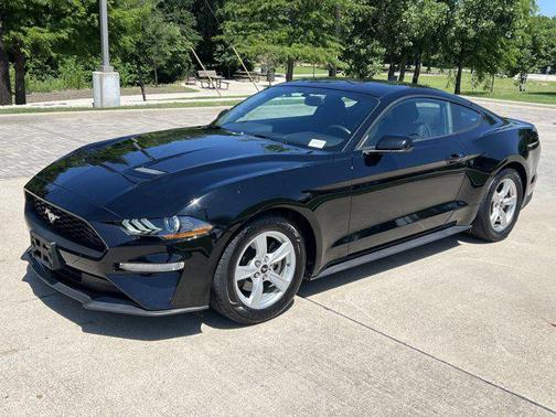 2020 Ford Mustang EcoBoost