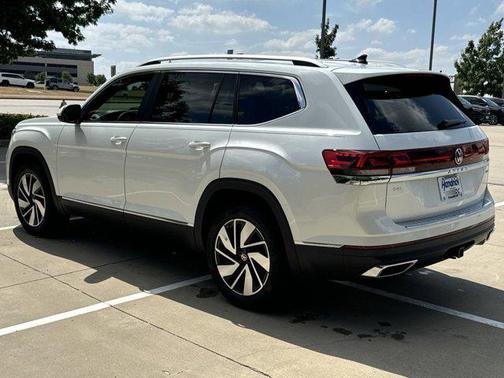 2025 Volkswagen Atlas 2.0T SEL