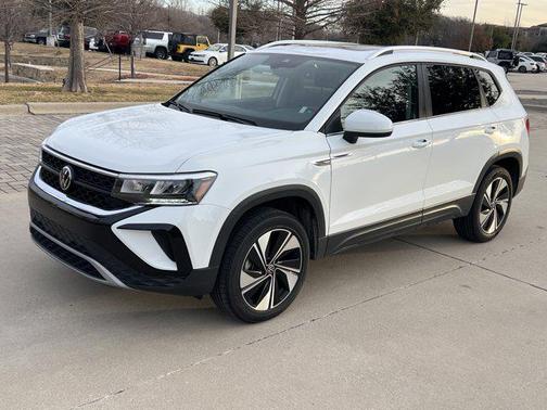 2024 Volkswagen Taos 1.5T SE