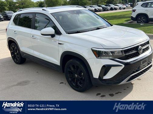 Pure White 2023 Volkswagen Taos 1.5T SE
