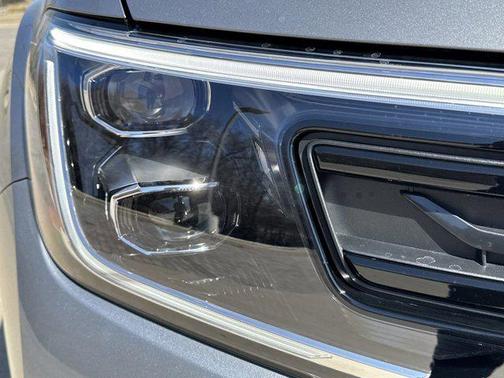 2025 Volkswagen Atlas Cross Sport 2.0T SEL Premium