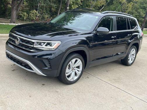 2022 Volkswagen Atlas 3.6L SE w/Technology