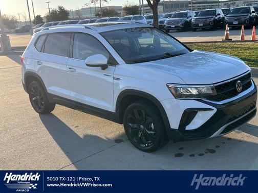 2024 Volkswagen Taos 1.5T SE