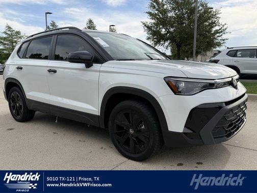 Pure White w/Deep Black Roof 2026 Volkswagen Taos SE Black