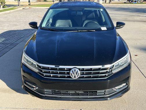 2016 Volkswagen Passat 1.8T SE