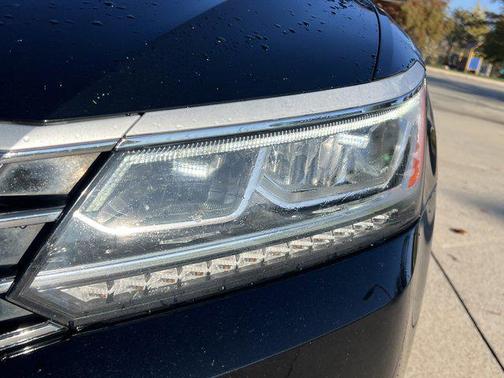 2016 Volkswagen Passat 1.8T SE