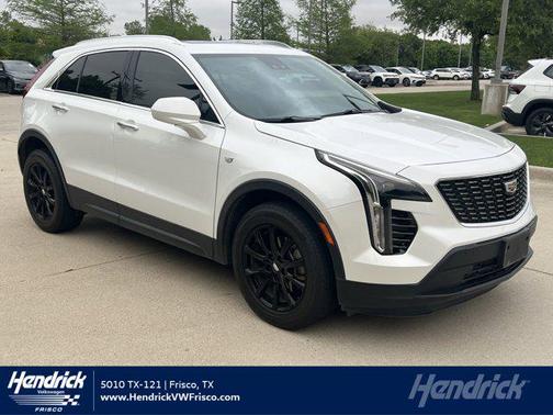 Crystal White Tricoat 2022 Cadillac XT4 Luxury
