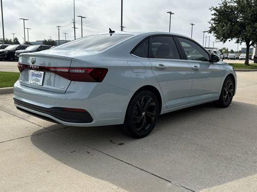 2026 Volkswagen Jetta 1.4T SE