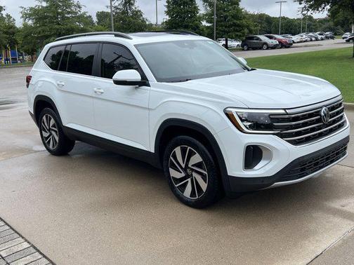 2025 Volkswagen Atlas 2.0T SE w/Technology 4MOTION