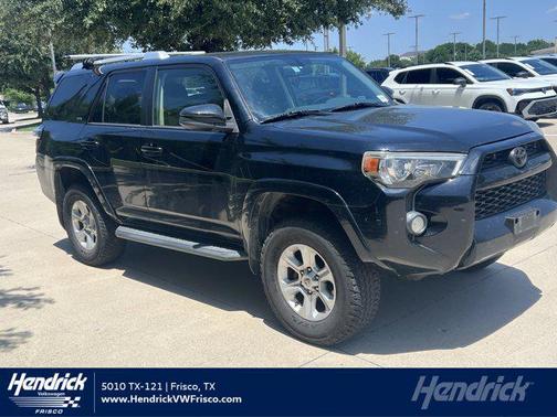 Midnight Black Metallic 2016 Toyota 4Runner SR5