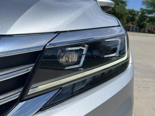 2020 Volkswagen Passat 2.0T SE