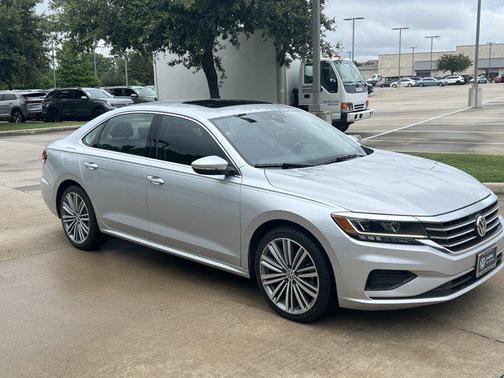 2020 Volkswagen Passat 2.0T SE