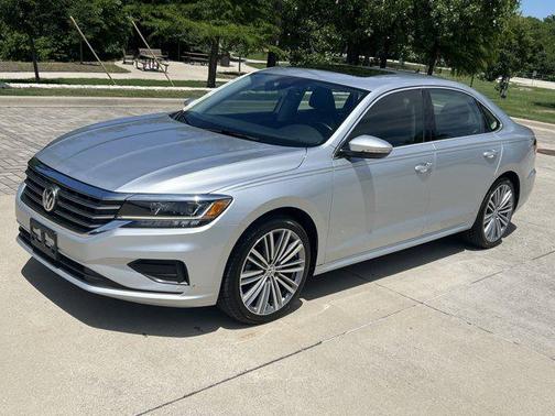 2020 Volkswagen Passat 2.0T SE