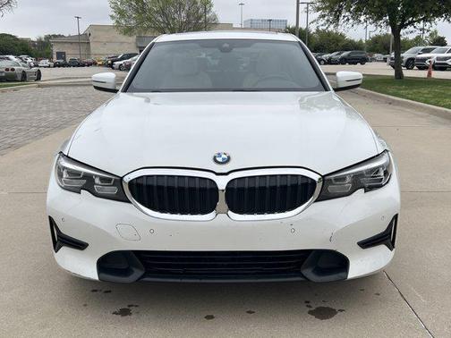 Alpine White 2019 BMW 330 330i