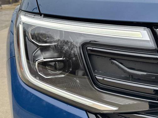 2025 Volkswagen Atlas Cross Sport 2.0T SEL