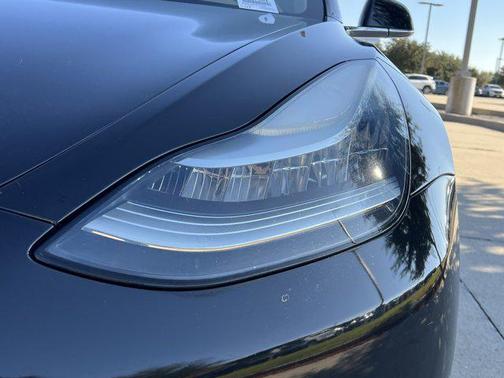 2018 Tesla Model 3 Mid Range