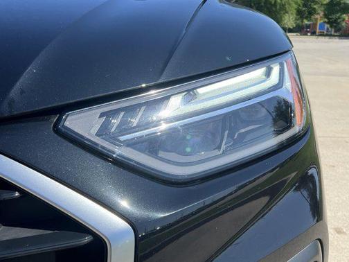 2022 Audi Q5 40 Premium Plus