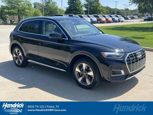 2022 Audi Q5 40 Premium Plus