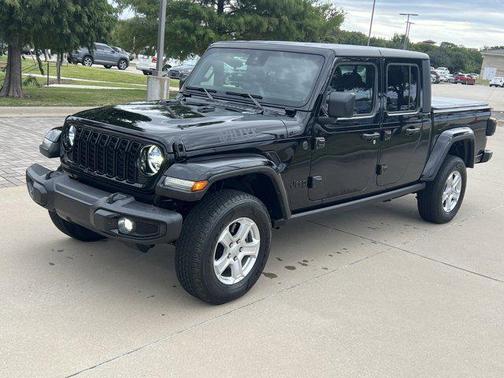 2024 Jeep Gladiator Willys