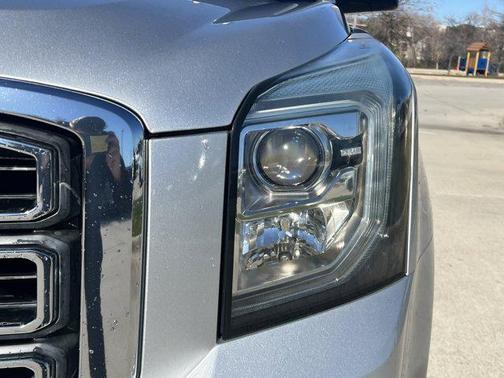 2016 GMC Yukon XL SLT