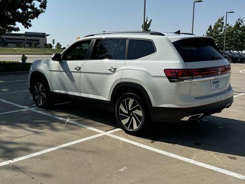 2026 Volkswagen Atlas 2.0T SE w/Technology 4MOTION