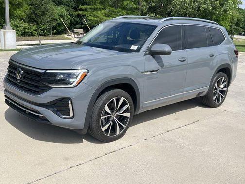 2025 Volkswagen Atlas 2.0T SEL Premium R-Line 4MOTION