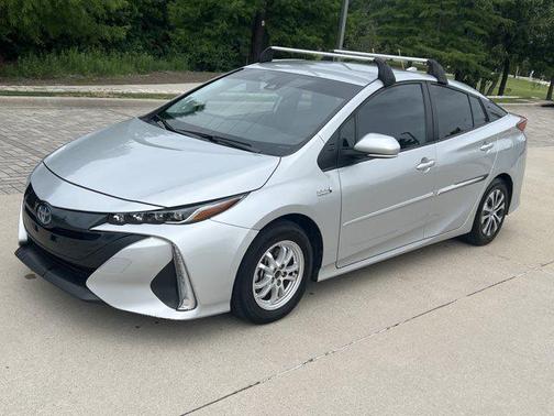 2022 Toyota Prius Prime XLE